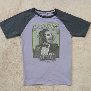 Hot Topic Beetlejuice Showtime Kids Tee - Gray and Green